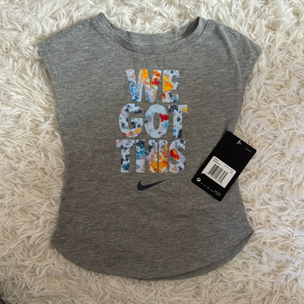 Nike Girls 2T top - NEW